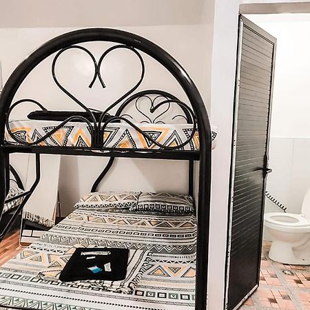 Malunggay Apartments Mariveles Extérieur photo
